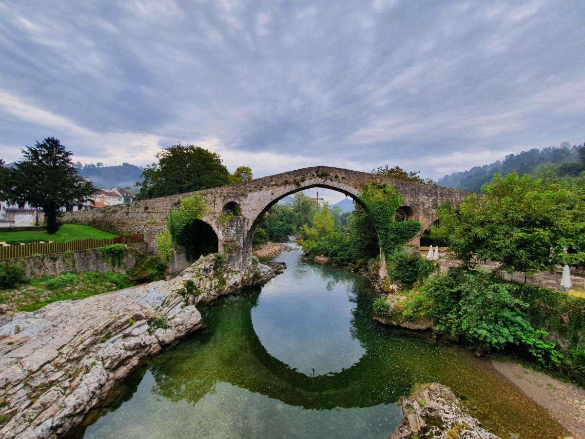 La Estancia De Cangas - Amplio Piso Con Garaje Onís エクステリア 写真